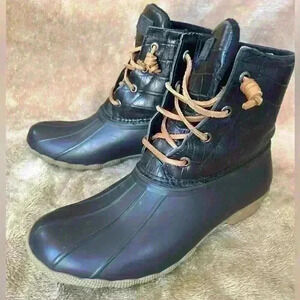 Sperry Saltwater Shiny Quilt Black Women’s Size 7